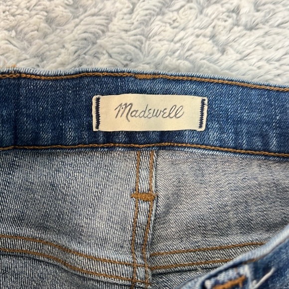 Madewell 9” high-rise skinny premium denim  waist 26 blue with distressing - Picture 9 of 10